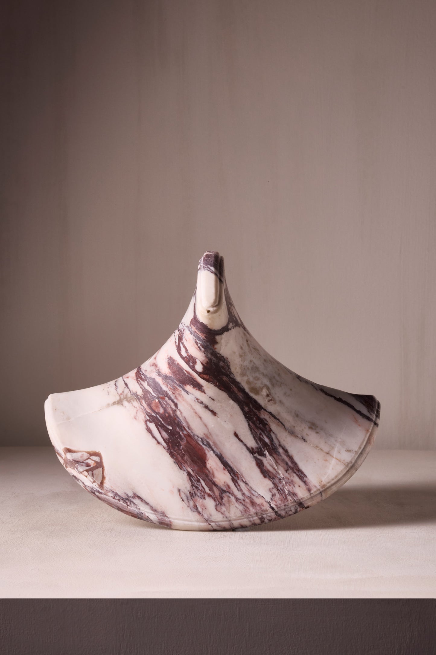 Object 2 Calacatta Viola