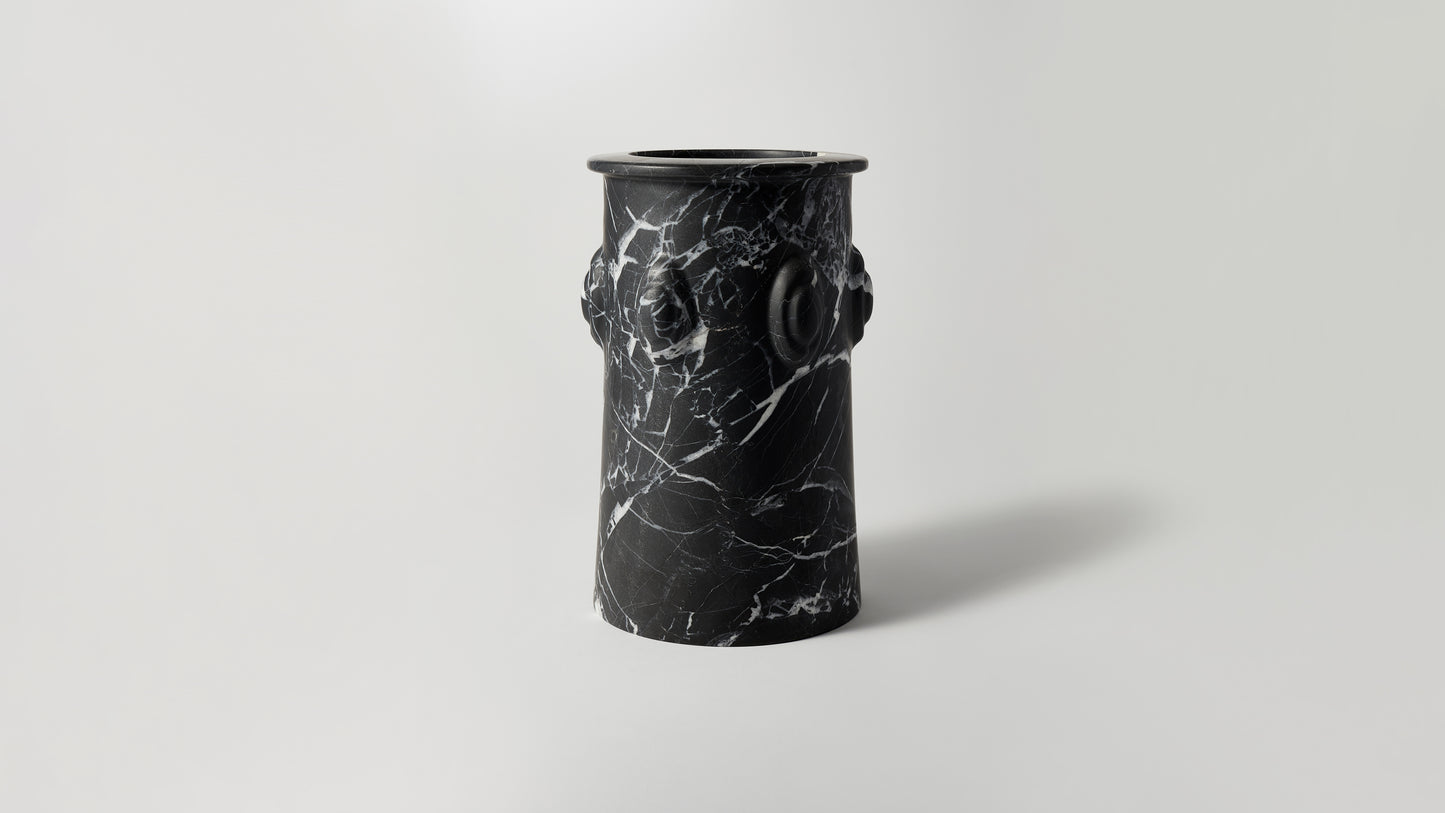 Vessel 16 Nero Antico