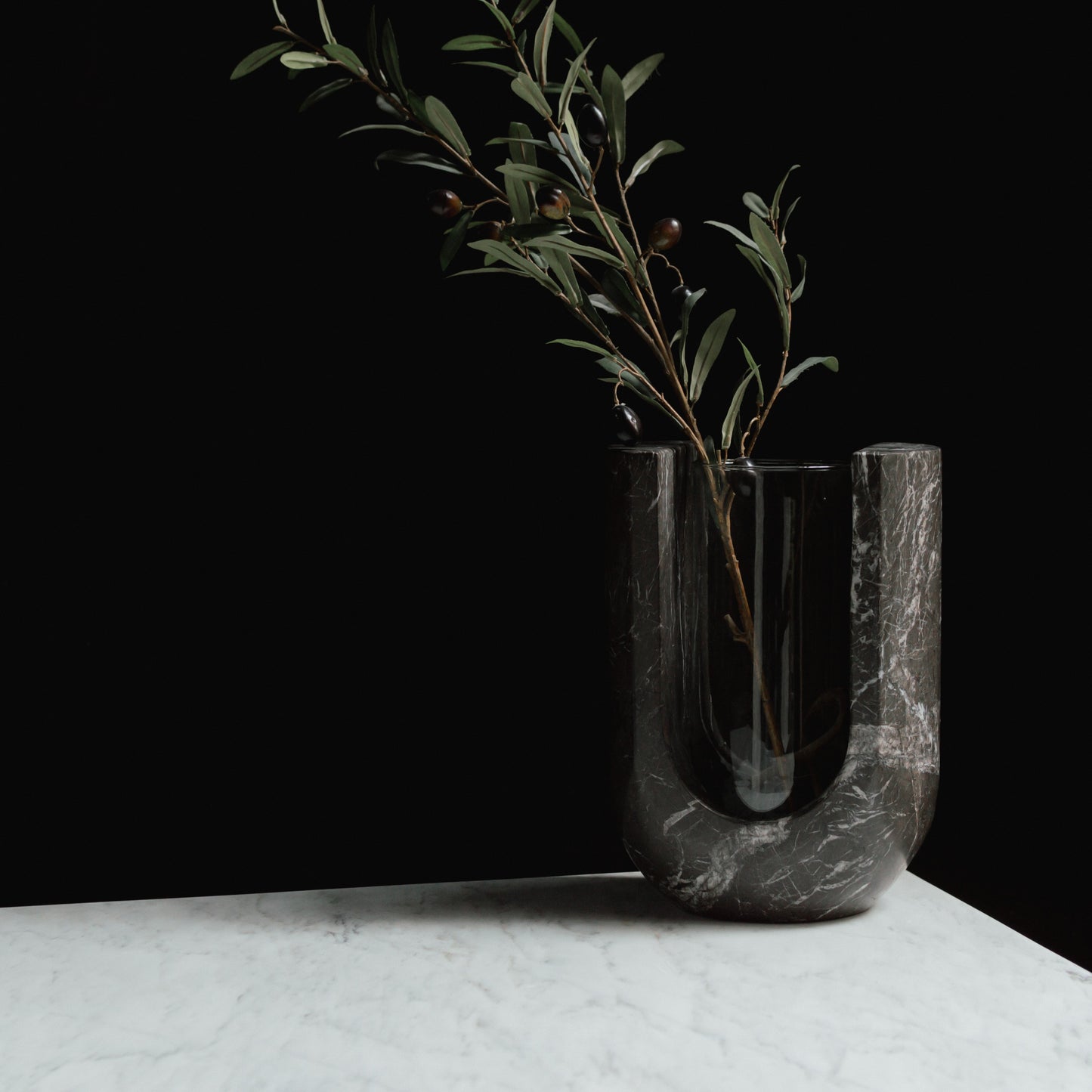 Salago Vase - Black